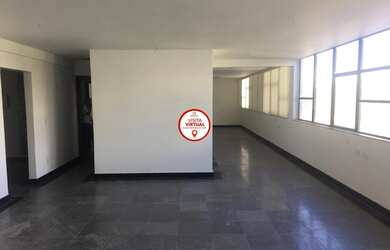 Imagem: O depósito possui 4 Vagas na garagem, 200m² de Área e está