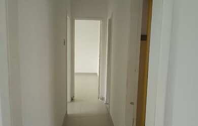 Imagem 5: Freguesia apartamento Vazio , salão 2 quartos com dependência de empregada...