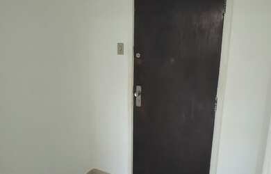 Imagem 13: Freguesia apartamento Vazio , salão 2 quartos com dependência de empregada...