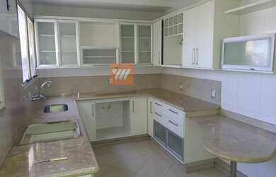 Imagem: O apartamento possui 3 Dormitórios, 1 Banheiro, 2 Vagas na