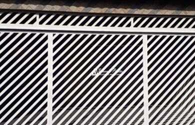 Imagem: A casa possui 3 Dormitórios, 2 Banheiros, 5 Vagas na garagem