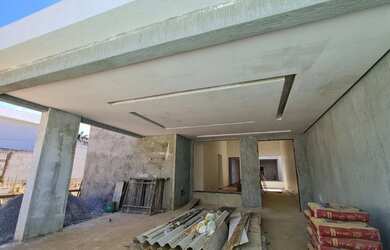 Imagem: A casa em condomínio à venda possui 3 Dormitórios, 5 Banheiros