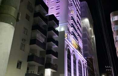 Imagem 1: Meia Praia Apartamento Pronto pra morar 4 Suítes , 3 Vagas na quadra...