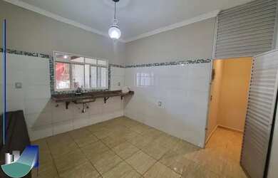 Imagem 15: RIBEIRÃO PRETO - Casa Padrão - JARDIM PEDRA BRANCA