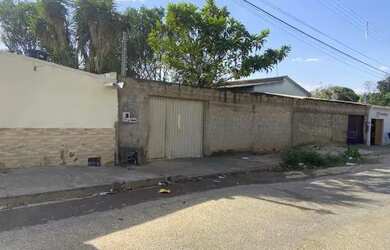 Imagem 6: S-casa a venda. Varanda, 1 Banheiroe2 Dormitórios