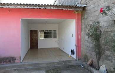 Imagem: A casa possui 2 Dormitórios, 1 Banheiro, 4 Vagas na garagem