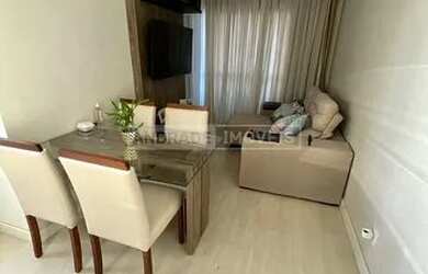 Imagem: O apartamento possui 2 Dormitórios, 1 Banheiro, 1 Vaga na garagem