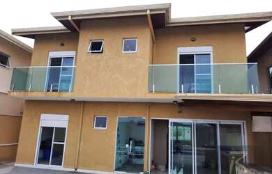 Imagem: Linda casa em Condominio fechado