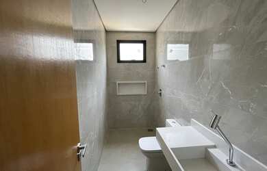 Imagem 14: Casa de condomínio sobrado para venda tem 302 metros quadrados com 5...