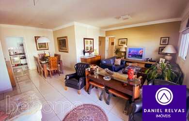 Imagem: O apartamento possui 3 Dormitórios, 5 Banheiros, 2 Vagas na