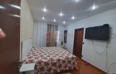 Imagem 11: Casa Padrão em Jundiaí. Churrasqueira, 207m² de Área, 4 Vagas na garageme4...