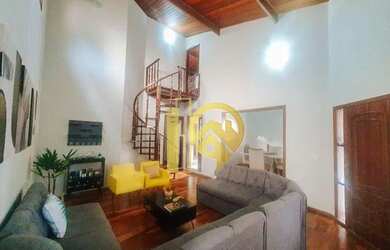 Imagem: A casa em condomínio possui 3 Dormitórios, 3 Banheiros, 2