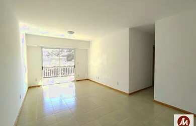 Imagem: O apartamento possui 4 Dormitórios, 3 Banheiros, 2 Vagas na