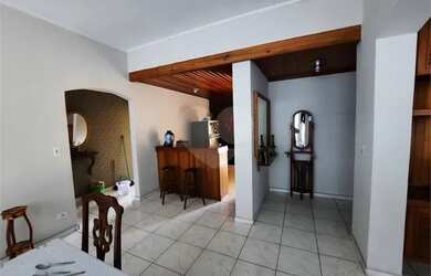 Imagem: O apartamento possui 4 Dormitórios, 5 Banheiros, 2 Vagas na