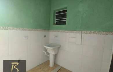 Imagem 4: Oportunidade casa 2 dorm 1 suite com cozinha americana espaço amplo com uma área com espaç