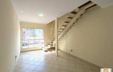 Imagem: O apartamento possui 1 Dormitório, 2 Banheiros, 2 Vagas na