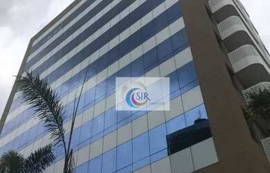 Imagem: O depósito possui 5 Vagas na garagem, 228m² de Área e está