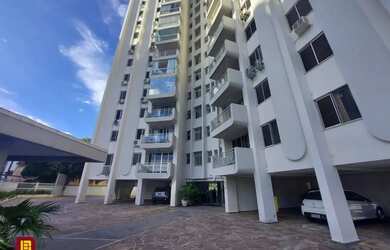 Imagem: O apartamento possui 4 Dormitórios, 3 Banheiros, 2 Vagas na