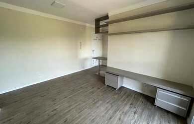 Imagem 4: Imóvel para aluguel possui 65 metros quadrados com 2 quartos em Piracicamirim...