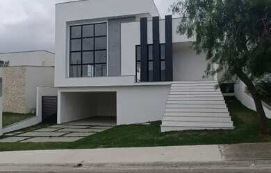 Imagem: A casa em condomínio possui 4 Dormitórios, 5 Banheiros, 4