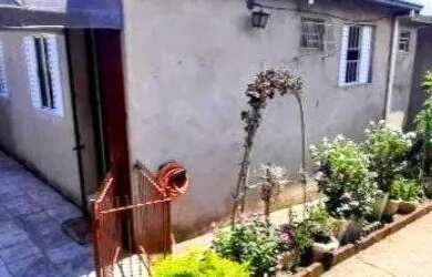 Imagem 2: Casa com 4 dormitórios e 2 banheiros de 101m²