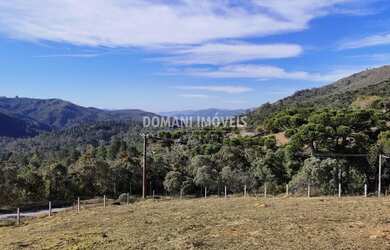 Imagem: O terreno possui 7.210m² de Área e está localizado em Vila