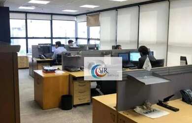 Imagem: O depósito possui 5 Vagas na garagem, 203m² de Área, Imóvel