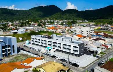 Imagem: O apartamento possui 2 Dormitórios, 2 Banheiros, 1 Vaga na