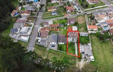 Imagem: O terreno à venda possui e está localizado em Campina Grande