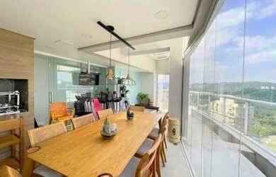 Imagem: O apartamento possui 3 Dormitórios, 4 Banheiros, 3 Vagas na