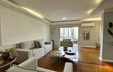 Imagem: O apartamento possui 3 Dormitórios, 5 Banheiros, 2 Vagas na