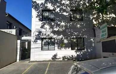 Imagem: O depósito possui 4 Vagas na garagem e 150m² de Área e está