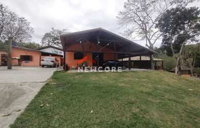 Imagem: A fazenda possui 400m² de Área e está localizado em Buquirinha