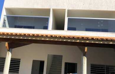 Imagem: A kitnet possui 1 Dormitório, 1 Vaga na garagem e está localizado