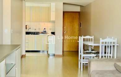 Imagem: O apartamento possui 2 Dormitórios, 2 Banheiros, 2 Vagas na