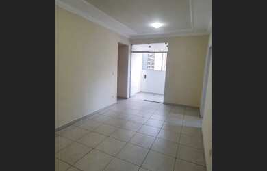 Imagem: O apartamento possui 2 Dormitórios, 2 Banheiros, 2 Vagas na