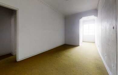 Imagem: O apartamento possui 2 Dormitórios, 1 Banheiro, 74m² de Área