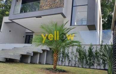 Imagem: A casa em condomínio possui 3 Dormitórios, 4 Banheiros, 4