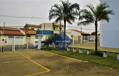 Imagem: O apartamento possui 2 Dormitórios, 1 Banheiro, 5 Vagas na