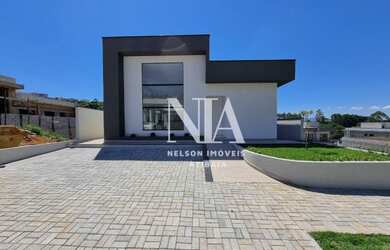 Imagem: A casa em condomínio possui 3 Dormitórios, 4 Banheiros, 4