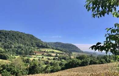 Imagem: A fazenda possui 120.000m² de Área e está localizado em