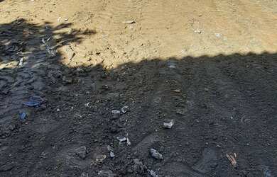 Imagem: O terreno possui 211m² de Área e está localizado em Colônia