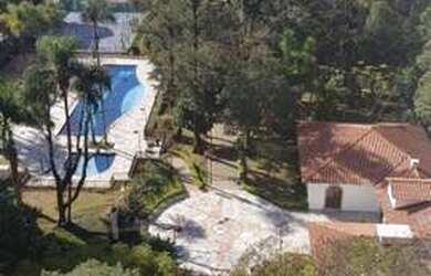 Imagem: O apartamento possui 3 Dormitórios, 5 Banheiros, 2 Vagas na