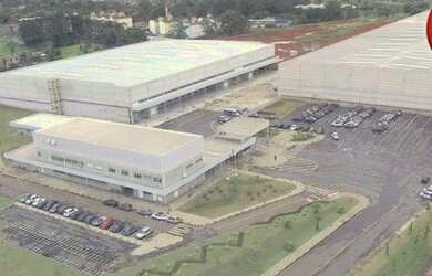 Imagem: O depósito possui 5 Vagas na garagem, 4.000m² de Área, Imóvel