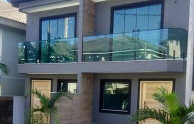 Imagem: A casa em condomínio possui 2 Dormitórios, 3 Banheiros, 1