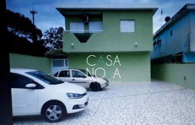 Imagem: A casa possui 2 Dormitórios, 2 Banheiros, 1 Vaga na garagem