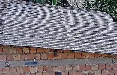 Imagem: A casa possui 1 Dormitório, 1 Banheiro e está localizado