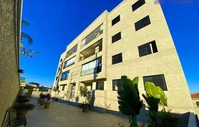 Imagem: O apartamento possui 3 Dormitórios, 2 Banheiros, 2 Vagas na