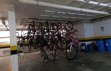 Imagem 16: Ed. Felice Ap. 93 B. Piscina, Churrasqueira, Imóvel mobiliadoeImóvel...