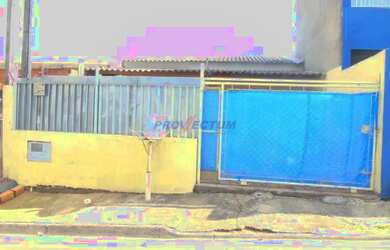 Imagem: A casa à venda possui 2 Dormitórios, 1 Banheiro, 2 Vagas na